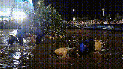 CLIP: Gay cấn cuộc thi mò cua biển nhanh nhất ở Cà Mau