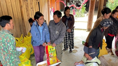 Ứng phó với sạt lở tiếp diễn tại xã Hùng Sơn