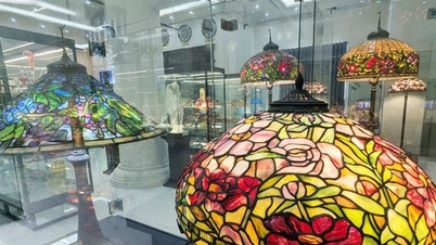 اولین موزه هنر شیشه و شیشه‌های رنگی در هانوی