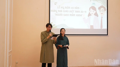 អបអរសាទរទិវាគ្រូបង្រៀនវៀតណាមនៅសហព័ន្ធរុស្ស៊ី