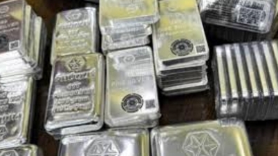 Silverpriset idag 17 november 2025: Silver under nedåtgående press