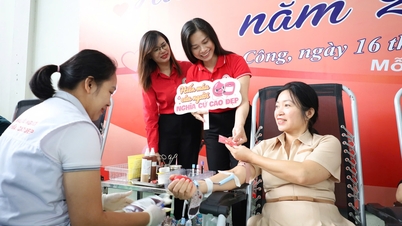 Dinh Cong Ward: Als Reaktion auf den Roten Sonntag gibt es viele rote Tropfen zum Teilen