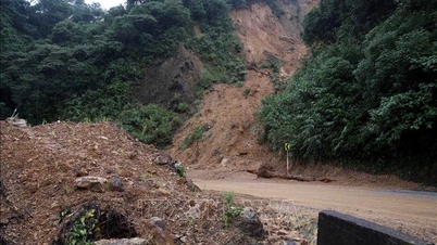Quang Tri heeft veel overstroomde en geïsoleerde gebieden als gevolg van de hevige regenval.