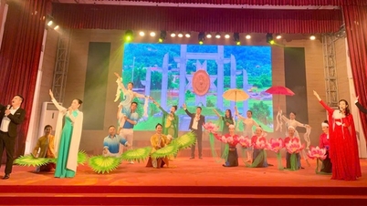 ฟู่โถเผยแพร่อัตลักษณ์และความสามัคคีในเทศกาลศิลปะมวลชนเขตที่พักอาศัย