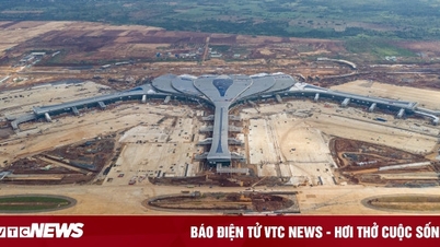 Panorama bandara Long Thanh sebelum menyambut penerbangan pertama