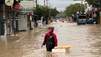 Національна автомагістраль 1 через райони Камлам і Камрань сильно затоплена.