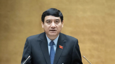 Ministry of Education and Training: Teachers' remuneration, salary and allowance policies are not attractive enough.