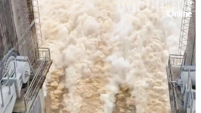 Flood warning and risk of flooding in downstream areas due to increased discharge from Song Cai reservoir