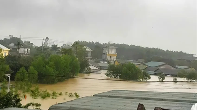 Thành phố Huế: Nhiều khu vực ở Phong Điền ngập sâu đến 5 m