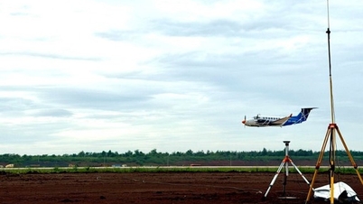 Mer än 14 000 personer och 3 000 byggteam ska färdigställa Long Thanh-flygplatsen före den 19 december.