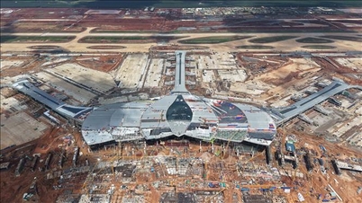 با قاطعیت و پشتکار، هدف تثبیت اقتصاد کلان و ارتقای رشد بالای ۸.۴ درصد را اجرا کنید.