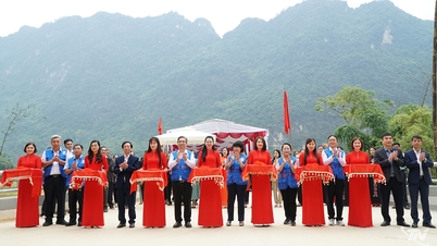 Inauguración del proyecto del puente Na Bo, comuna de Kim Phuong