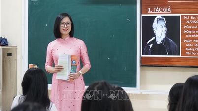 باني "الفصل الدراسي السعيد"