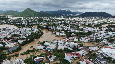 이틀간의 폭우와 홍수로 물에 잠긴 나트랑의 전경