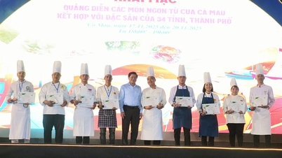 까마우 크랩의 맛있는 요리 개막식