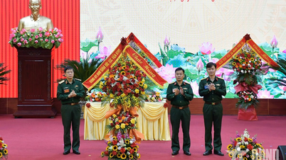 קאדרים וחברי איגודי נוער של האקדמיה הטכנית הצבאית הם תמיד כוח ההלם המוביל.