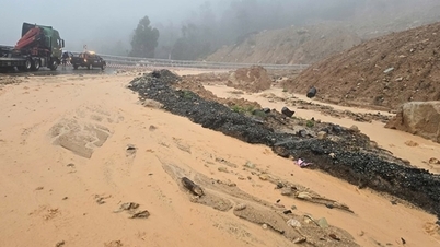Усильте меры безопасности дорожного движения, сосредоточьтесь на борьбе с оползнями, не допускайте людей в опасные зоны.