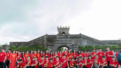 'បំភ្លឺភ្លើងរបស់យុវជន - ឧទ្ទិសដល់វីរៈបុរស'៖ ការដឹងគុណយ៉ាងជ្រាលជ្រៅចំពោះប្រវត្តិសាស្ត្ររបស់និស្សិត Luong The Vinh