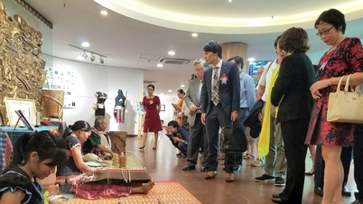 A felföldi örökség színeinek közelebb hozása a nyilvánossághoz