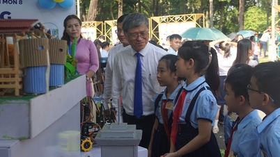 50-lecie sektora edukacji i szkoleń w Ho Chi Minh City: przekształcenie miasta w główny ośrodek edukacyjny kraju i regionu