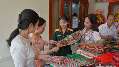 ទីក្រុងហូជីមិញ៖ គោរពដល់សិប្បកម្មតម្បាញប្រពៃណីរបស់ជនជាតិ Ma