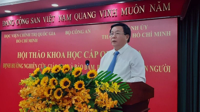 Vietnam ulusunun yeni döneminde araştırma, eğitim ve insan haklarının güvence altına alınması ve korunmasının yönlendirilmesi