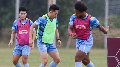 Nguyen Hai Long opatrně řekl, že Laos se liší od minulosti.