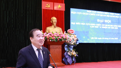 Phát huy vai trò của các cựu giáo chức trong kỷ nguyên mới