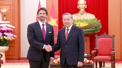 Photo: General Secretary receives Deputy Prime Minister and Minister of Defense of Slovakia