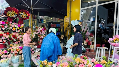 11月20日の賑やかな花とギフトの市場