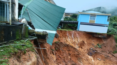 Quang Ngai: Grave deslizamiento de tierra, evacuación urgente de profesores y alumnos
