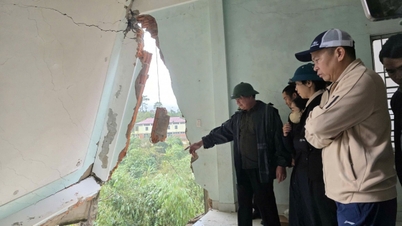 Le vice-ministre Vo Van Hung a inspecté les travaux de reconstruction suite aux inondations à Quang Tri.