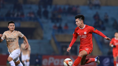 Mișcarea surprinzătoare a The Cong din Viettel înainte de marea luptă cu Poliția din Hanoi