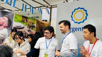 Ambassadör Bednarski: Internationell kulinarisk kulturfestival för människor i Vietnam och Argentina närmare varandra