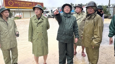 ທ່ານ​ຮອງ​ນາ​ຍົກ​ລັດ​ຖະ​ມົນ​ຕີ Ho Quoc Dung: ສຸມ​ໃສ່​ຍົກ​ຍ້າຍ​ປະ​ຊາ​ຊົນ, ຂົນ​ຂວາຍ​ບັນ​ດາ​ກຳ​ລັງ​ແກ້​ໄຂ​ການ​ສັນ​ຈອນ​ຕິດ​ຂັດ​ຢູ່ ດັກ​ລັກ.