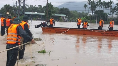 Khanh Hoa tartomány fegyveres erői átvészelték az áradásokat, hogy segítsenek az embereknek