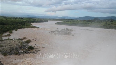 Telegram, Ba Nehri ve Kon Nehri'ndeki taşkınlara müdahaleye odaklanıyor