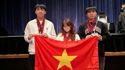Học sinh Việt Nam giành Huy chương Vàng thi học thuật quốc tế World Scholar’s Cup 2025