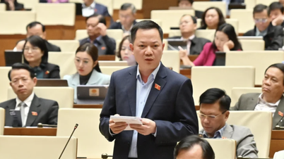 সোনার বারের উপর কর আরোপ: অর্থমন্ত্রী বলেছেন 'দ্বৈত কর বলে কিছু নেই'