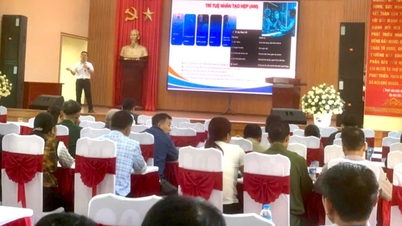 Hai Phong: Képzés a mesterséges intelligencia alkalmazási készségeiről és az e-kereskedelemről