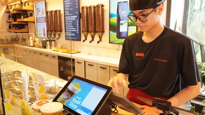 Casi 90 millones de cuentas utilizan la banca móvil para escanear códigos VietQR y transferir dinero.