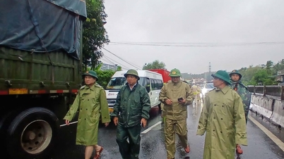 Le secrétaire provincial du Parti, Luong Nguyen Minh Triet : La sécurité du peuple est primordiale