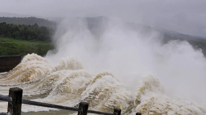 Đắk Lắk: Thủy điện Sông Ba Hạ xả điều tiết 16.100m³/s, hạ du bị ngập nặng