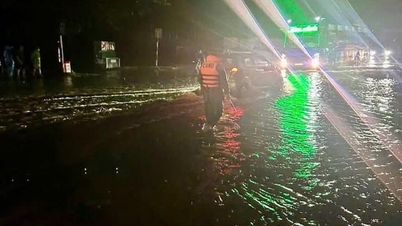 Các xã vùng hạ du đập Krông Búk Hạ xuyên đêm ứng phó với ngập lụt