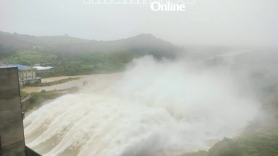Hồ Sông Cái mở 5 cửa van, qua tràn gần 1.400 m³/s