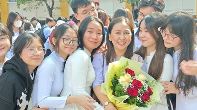 20 Kasım yasallaştı: Öğretmenlerin yasayla onurlandırılması