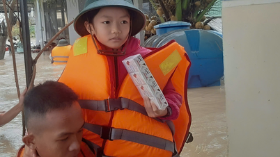 דיוויזיה 31 (חיל הצבא 34) עוזרת לאנשים להתגבר על שיטפונות