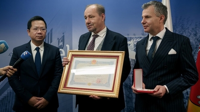 Posthumt tildelt Vennskapsordenen til den avdøde arkitekten Kazimierz Kwiatkowski