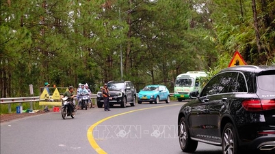 Στο πέρασμα Μιμόζα σημειώθηκαν σοβαρές κατολισθήσεις, με την κυκλοφορία να εκτρέπεται σε άλλη κατεύθυνση, προς το κέντρο του Νταλάτ.