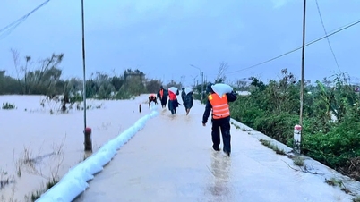 Fokusera på att hantera översvämningar i Ba-floden (Dak Lak) och Kon-floden (Gia Lai) och säkerställa människors säkerhet.
